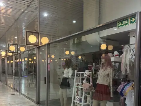 Av Santa Fe 1500, Piso Pb