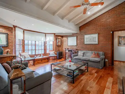 Casa en Venta en Ciudad Evita, USD 210.000