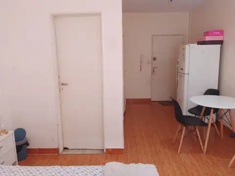 1 AMB ESMERALDA 534 4ª FRENTE CON BALCON (BARRIO: SAN NICOLAS)