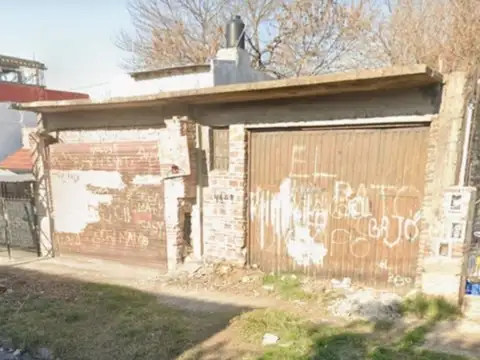 Galpon en Venta con Departamento 3 ambientes