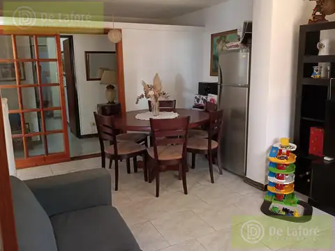 Depto Tipo Casa 4 ambientes con 2 baños