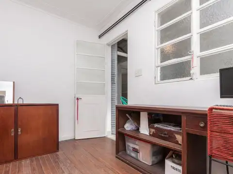 Depto Tipo Casa en Venta 70 años