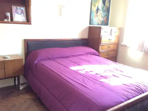 Casa 6 ambientes con 4 baños