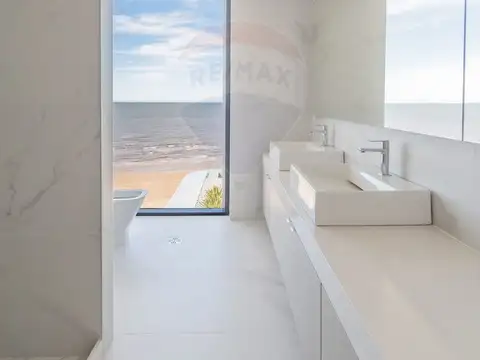 PENTHOUSE EN VENTA DE 3 DORMITORIOS EN CARRASCO