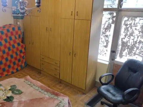 Depto Tipo Casa en Venta 70 años