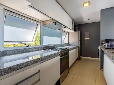 Alvarez Thomas 2700 - Barranca del Buen Aire