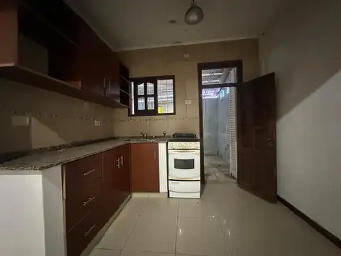 Depto Tipo Casa en Venta de 2 ambientes