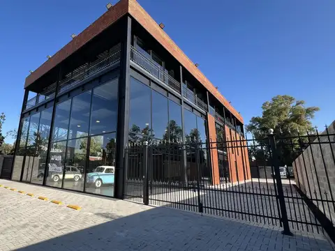 Alquiler edificio premium 2500m Pana-Pilar-Km39.5