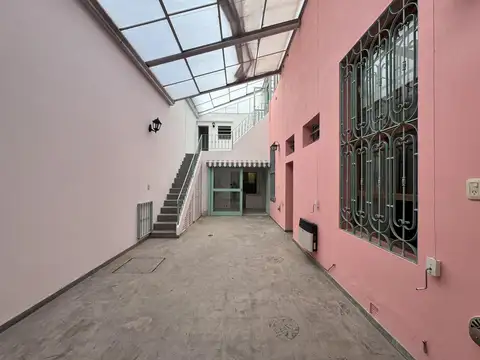 Depto Tipo Casa en Venta en Centro, USD 220.000