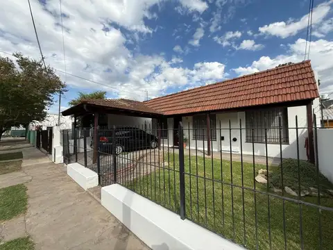 casa 3 amb en venta Monte Grande + DEPARTAMENTO
