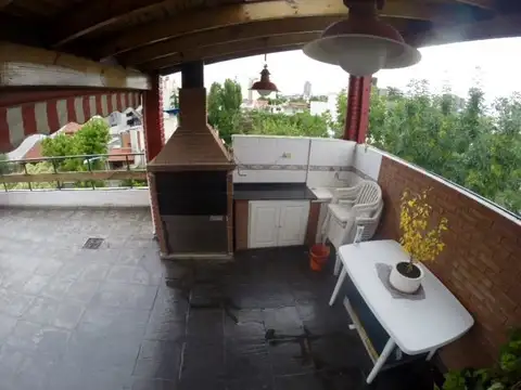 Depto Tipo Casa en Venta de 3 ambientes