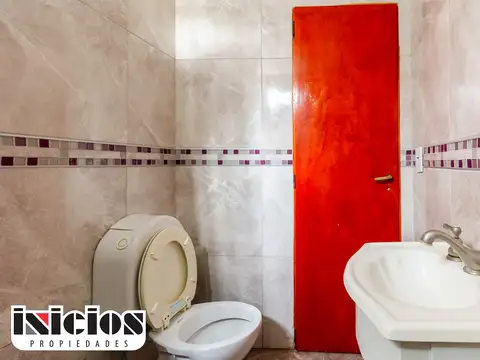 INGENIEROS ESQUINA BELGRANO 100