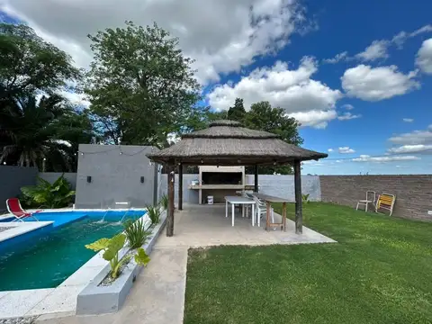 VENTA CASA QUINTA EN COLONIA NUEVA