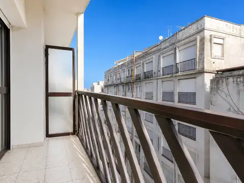 Departamento en Alquiler con 1 cocheras