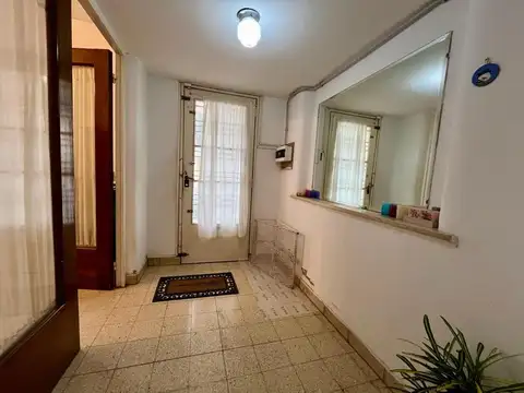Depto Tipo Casa en Venta de 8 ambientes