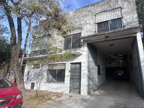 Galpón en Alquiler en Sarandi, Partido de Avellaneda