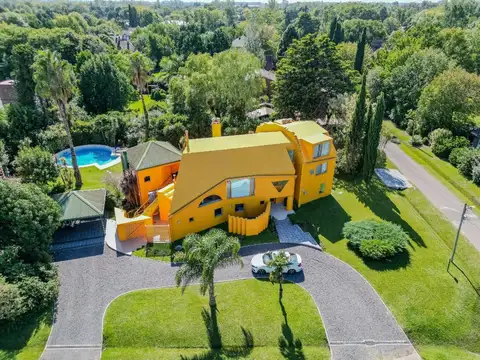 CASA VENTA 6 AMBIENTES COUNTRY SAN DIEGO MORENO