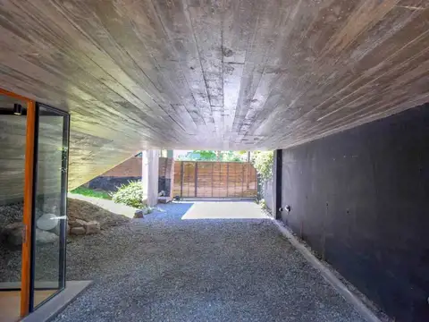 Depto Tipo Casa en Venta en Estrada, USD 175.000