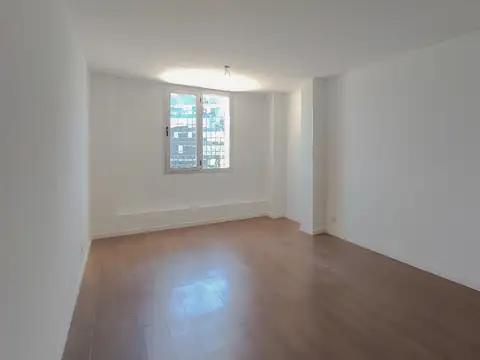 Oficina en Alquiler en Puerto Norte, $ 400.000