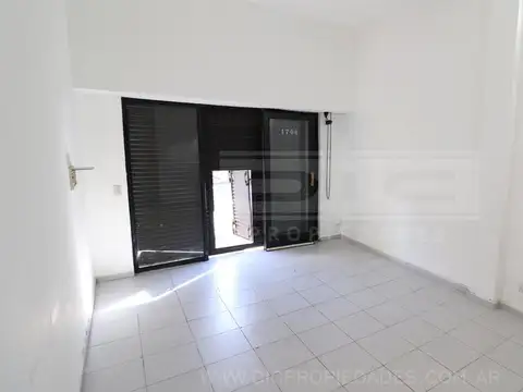 Local en Alquiler en Florida Mitre/Este, $ 690.000
