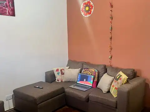 Casa 6 ambientes con 2 baños