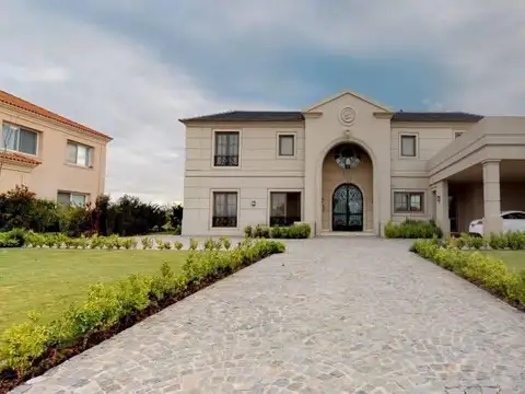 Casa en venta en Pilara en el Tono con vista al golf - URDAPILLETA PROPIEDADES