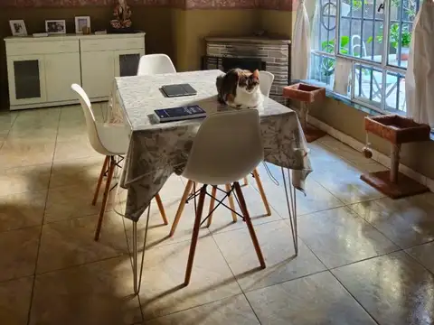 Casa Impecable Tres dormitorios