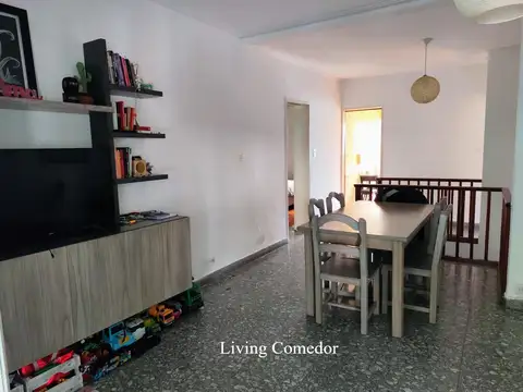 Depto Tipo Casa en Venta de 4 ambientes