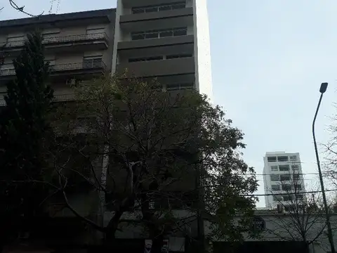 EXCELENTE MONOAMBIENTE EN PLENO CASCO URBANO, CONSULTE!