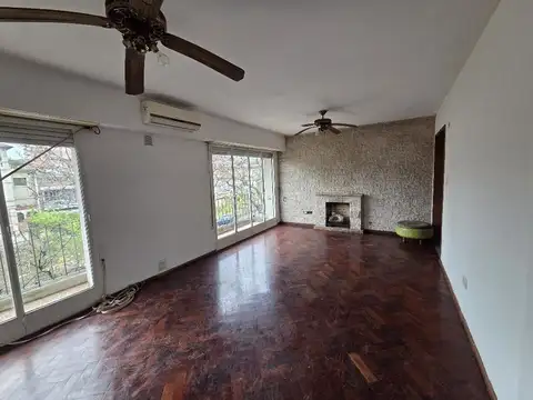 avenida pellegrini 100