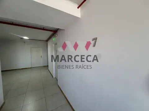 Departamento en Alquiler en Área Centro Oeste, $ 1.700.000