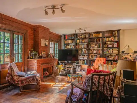 Palermo Soho, casa en lote propio, 8 amb, muy luminosa 