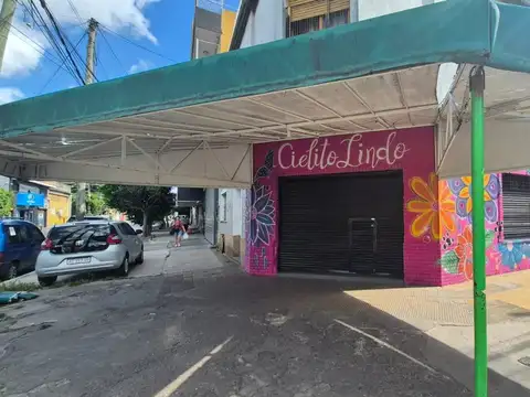 Local en Venta 75 años