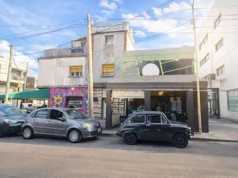 Local en Venta 75 años