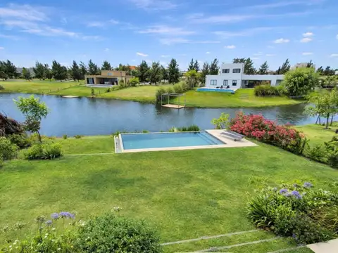 Casa  en Venta en El Naudir, Escobar, G.B.A. Zona Norte