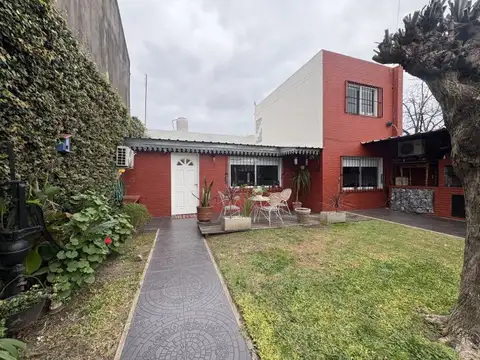QUITO 384 , Piso 1