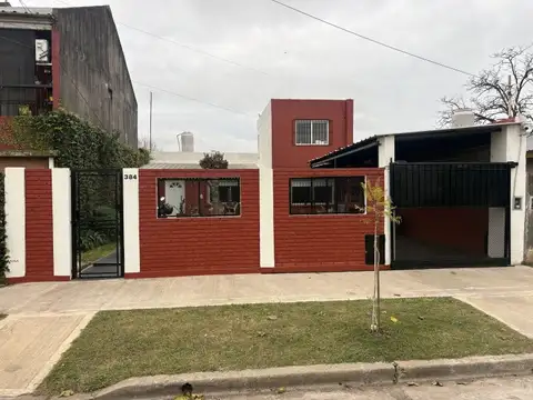 CASA EN VENTA 3 AMBIENTES