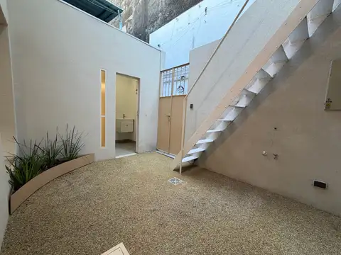 Depto Tipo Casa en Venta en Centro, USD 159.000