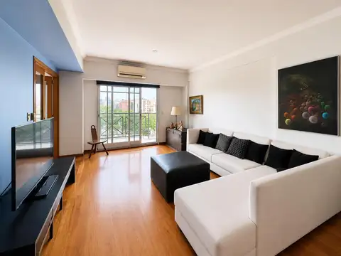 Venta de Departamento 4 ambientes Con Balcón, SUM, 2 Cocheras y Baulera en Caballito