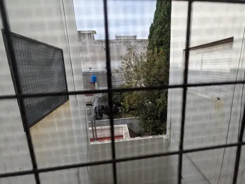 Departamento en Alquiler en Lanus Este, $ 670.000