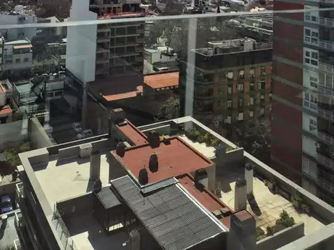 Excelente Oficina en edificio Premium 