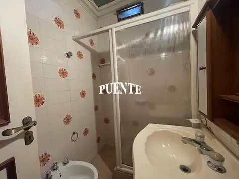 Galpon en Venta 10  mts Frente