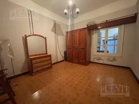 Galpon en Venta 39  mts Fondo