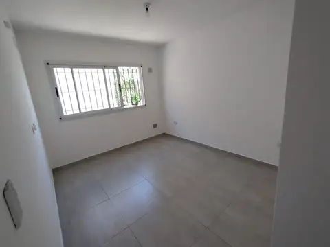 Depto Tipo Casa en Alquiler al Oeste