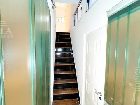 Excelente propiedad ex clínica odontológica primera linea. J. M. de Rosas 3200