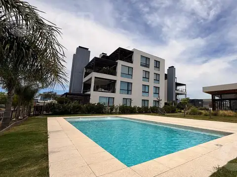 Venta departamento en barrio Cerrado Canal Náutico