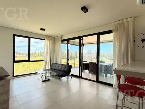 Barrio Cerrado Canal Náutico