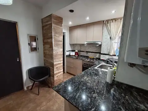 Departamento 4 ambientes con 2 baños