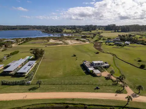 Laguna Estates - Manantiales 100