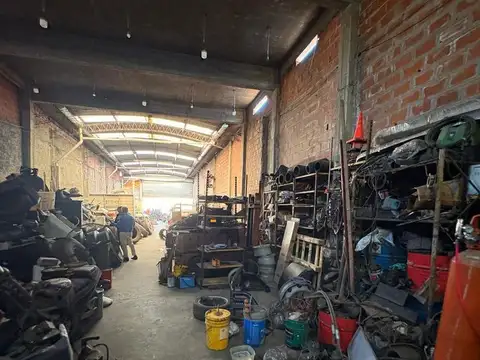 GALPÓN EN EXCELENTE UBICACIÓN